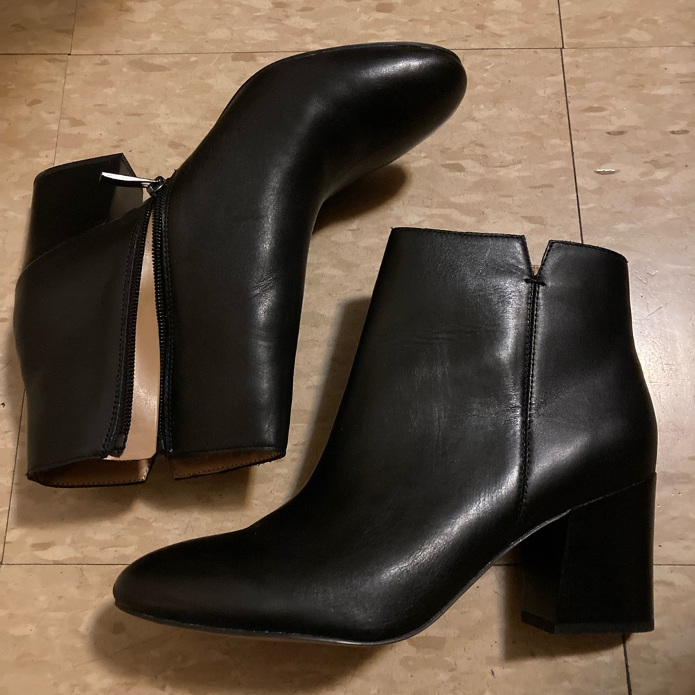 Franco Sarto, leather ankle boots pumps, US Size 8